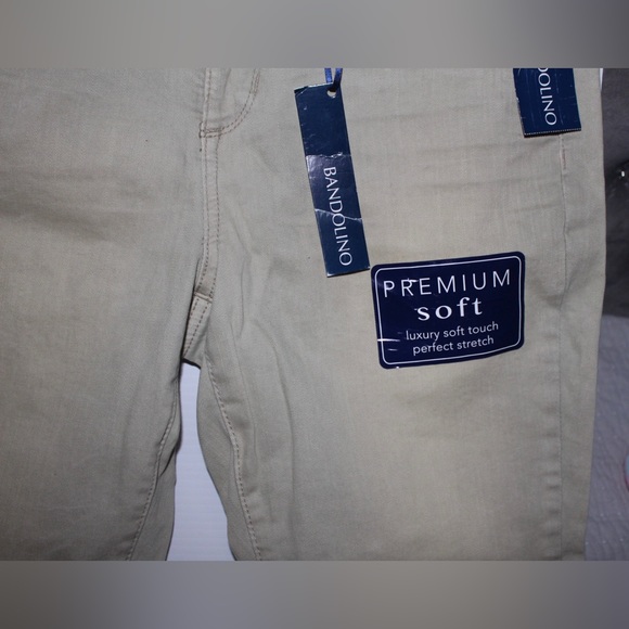 Bandolino "Lisbeth Curvy" Skinny Jeans - Picture 2 of 4